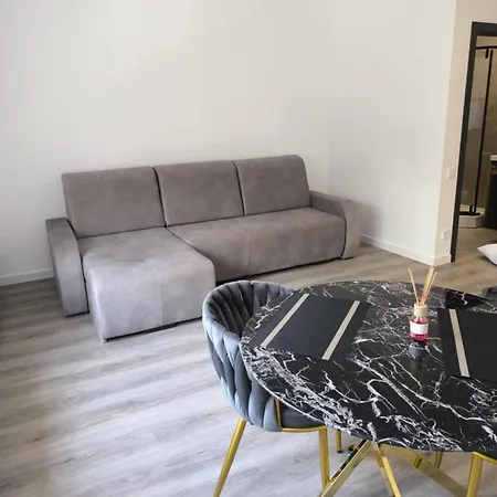 Spot Apartment *